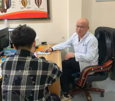 通辽市|男科医师高朋磊：守护男性健康，专业男科诊疗